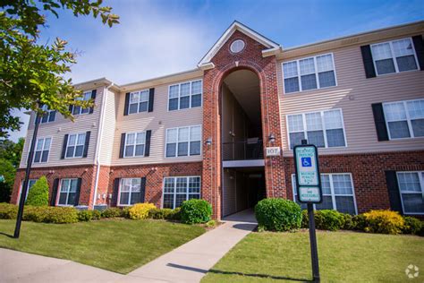 For one, two and three-bedroom <b>apartments</b> <b>for rent</b> in <b>Goldsboro</b>, <b>NC</b>, look no further – the <b>Oak Brook Apartments</b> are waiting for you! To schedule a tour contact Keystone Management today at, (877) 776. . Apartments for rent goldsboro nc
